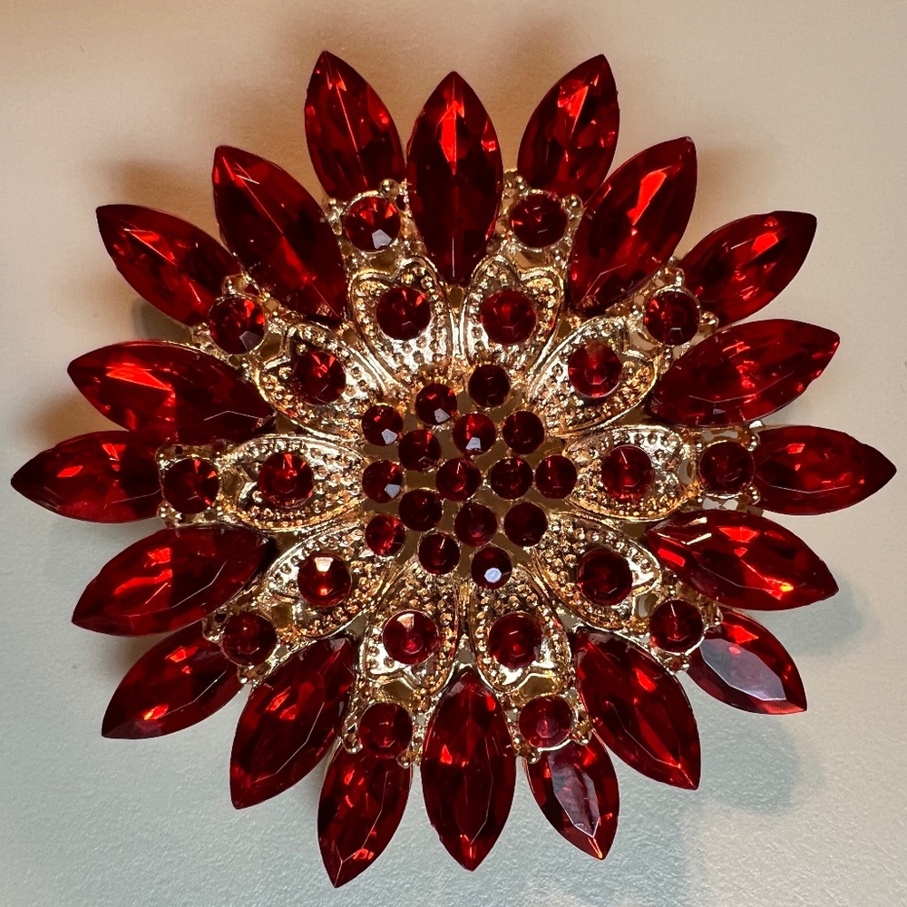 Brooch